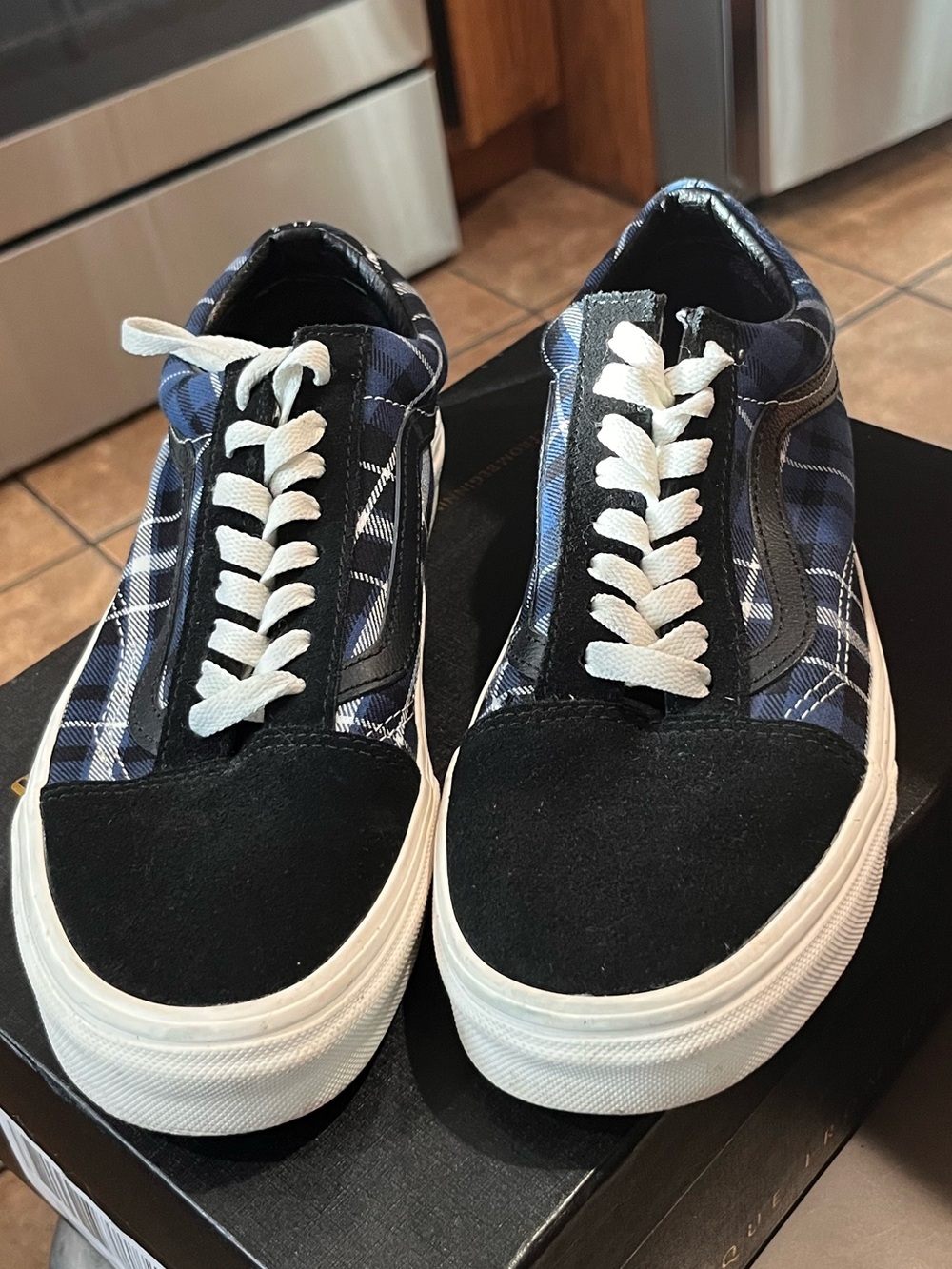 Vans Old Skool Plaid Sneakers